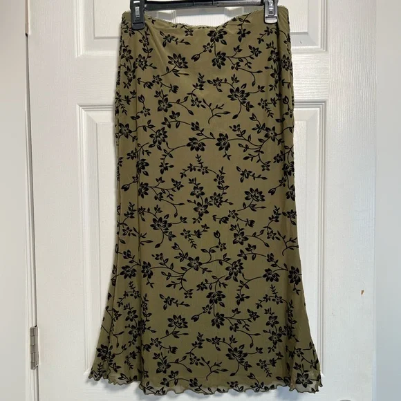 NWT Verdusa Women's High Waisted Mesh Floral Skirt - Picture 5 of 6